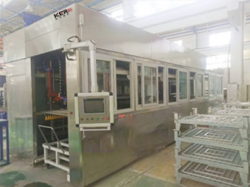 超聲波清洗機(jī)震板的使用安裝有何優(yōu)點(diǎn)？