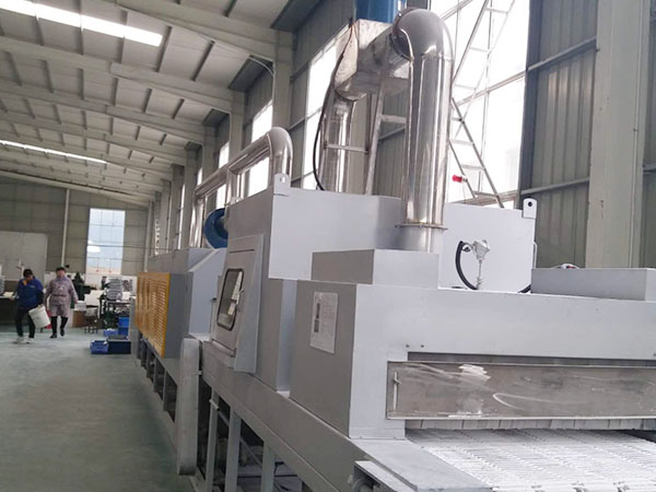 超聲清洗機(jī)廠家分析與超聲波清洗與傳統(tǒng)清洗有什么不同？